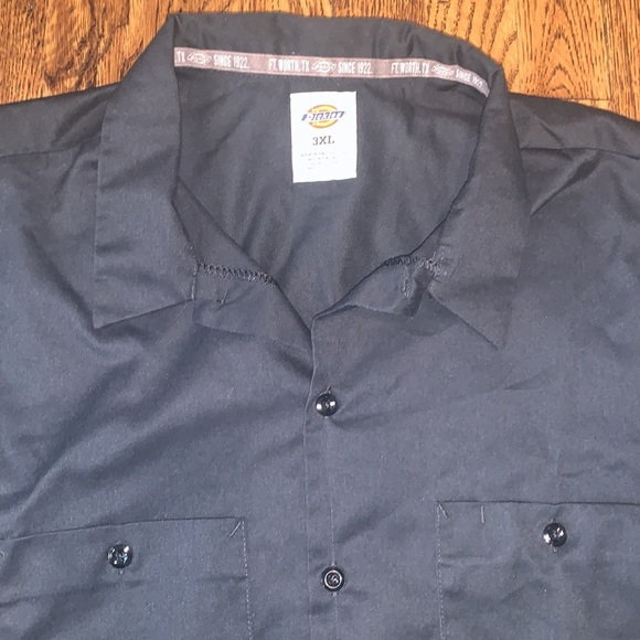 Dickies button down shirt - Picture 2 of 7